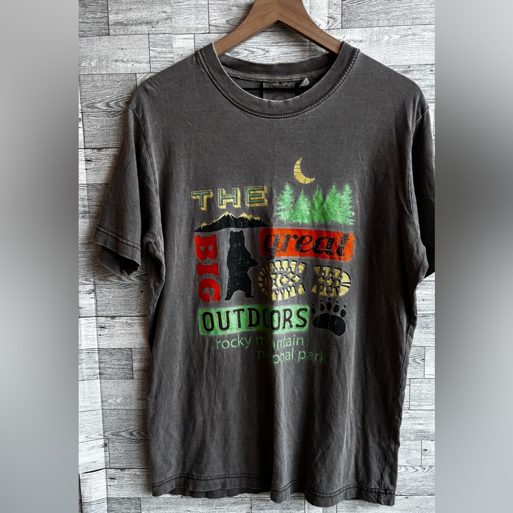 Rocky Mountain National Park shirt‎ T-shirt Gray Green Men’s Small hiking